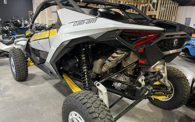 2024 Can-Am® Maverick R 999T DCT