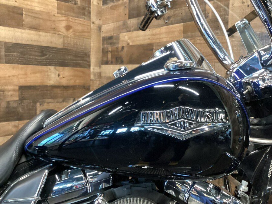 2014 Harley-Davidson® Road King® Big Blue Pearl/Vivid Black