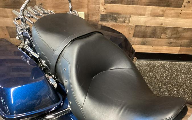 2014 Harley-Davidson® Road King® Big Blue Pearl/Vivid Black