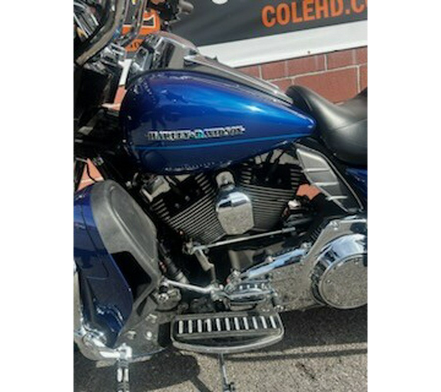 2015 Harley-Davidson® FLHTK Ultra Limited