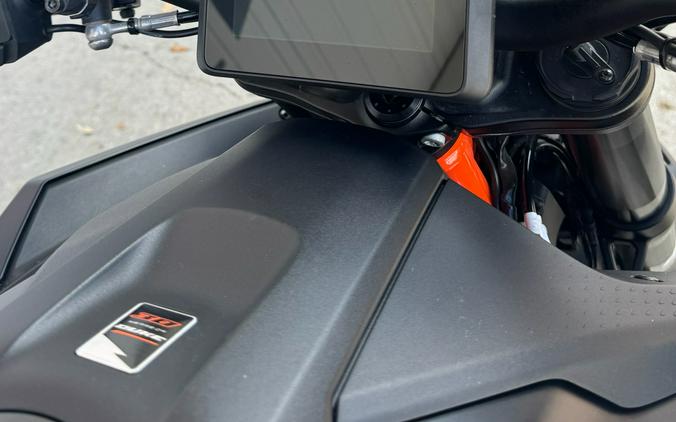 2024 KTM 1390 Super Duke R EVO