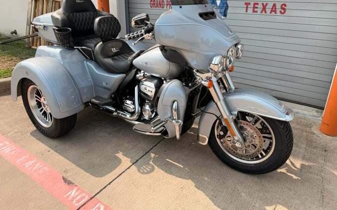 2023 Harley-Davidson Tri Glide® Ultra