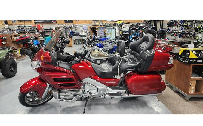 2008 Honda GOLD WING AUDIO, COMFORT/NAVAGATION Burgandy Red