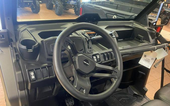 2025 Can-Am® Defender DPS HD9 Compass Green