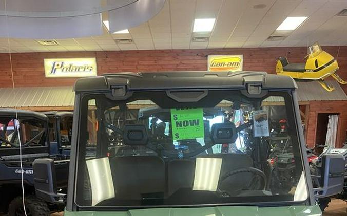 2025 Can-Am® Defender DPS HD9 Compass Green