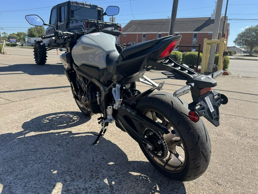 2025 Honda® CB650R E-Clutch