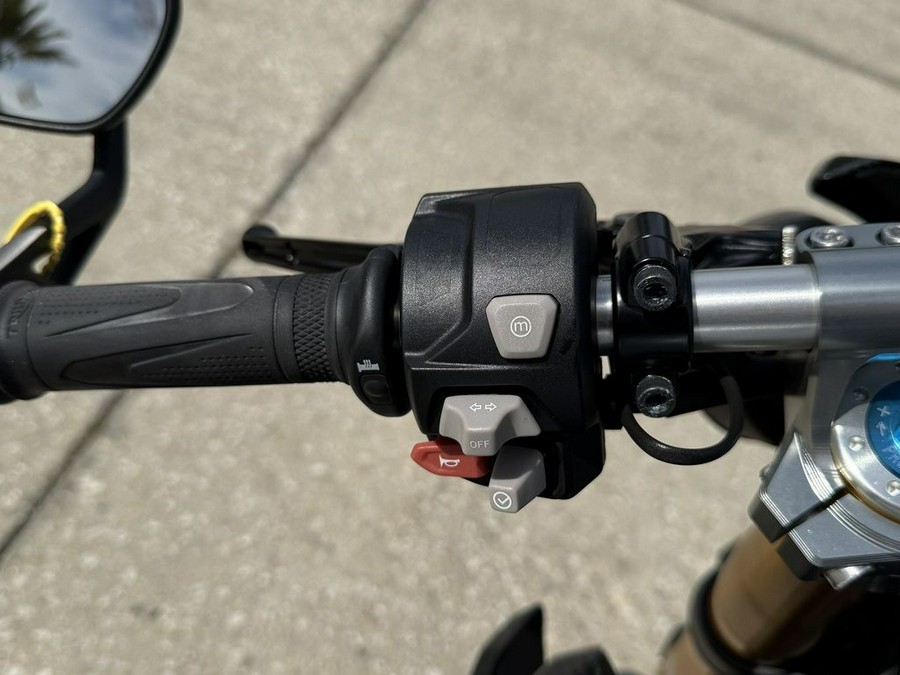 2024 Triumph STREET TRIPLE RS