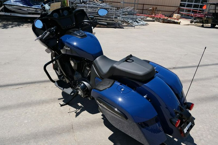 New 2025 INDIAN MOTORCYCLE CHALLENGER DARK HORSE WITH POWERBAND AUDIO PACKAGE