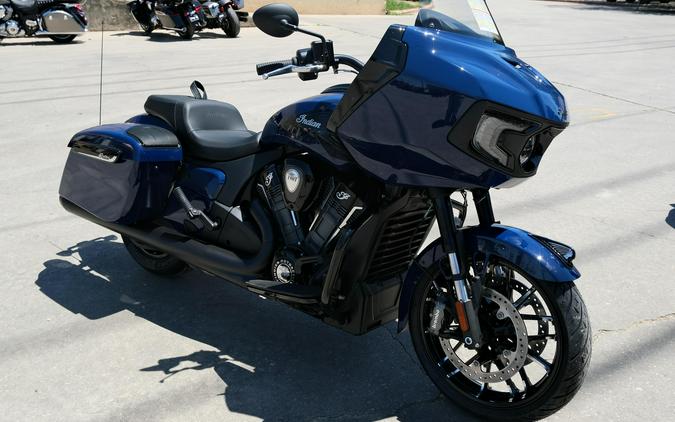 2025 INDIAN MOTORCYCLE CHALLENGER DARK HORSE WITH POWERBAND AUDIO PACKAGE