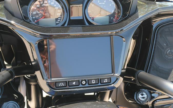 2025 INDIAN MOTORCYCLE CHALLENGER DARK HORSE WITH POWERBAND AUDIO PACKAGE