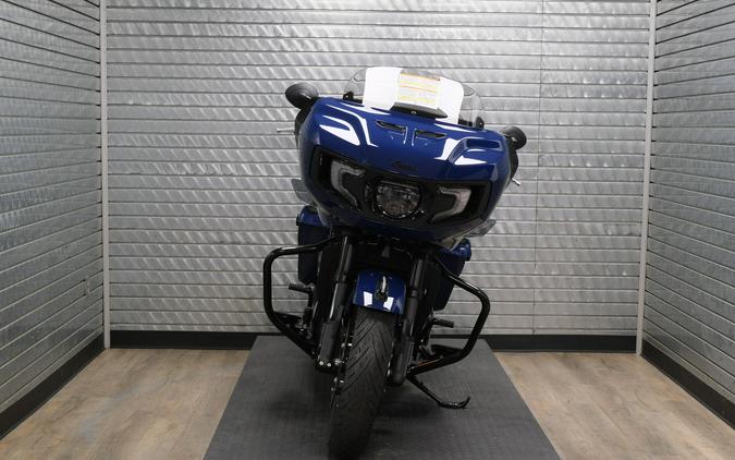 2025 INDIAN MOTORCYCLE CHALLENGER DARK HORSE WITH POWERBAND AUDIO PACKAGE