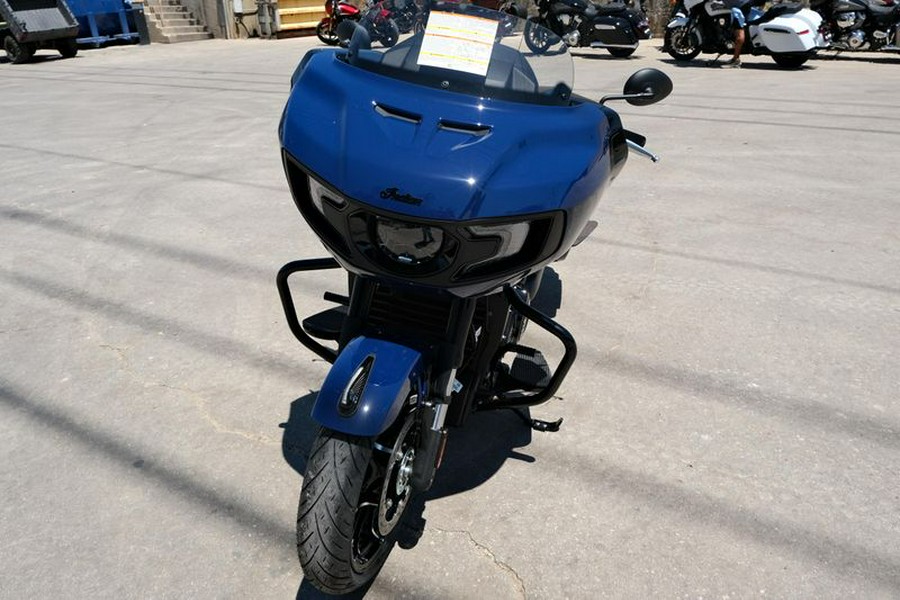 New 2025 INDIAN MOTORCYCLE CHALLENGER DARK HORSE WITH POWERBAND AUDIO PACKAGE