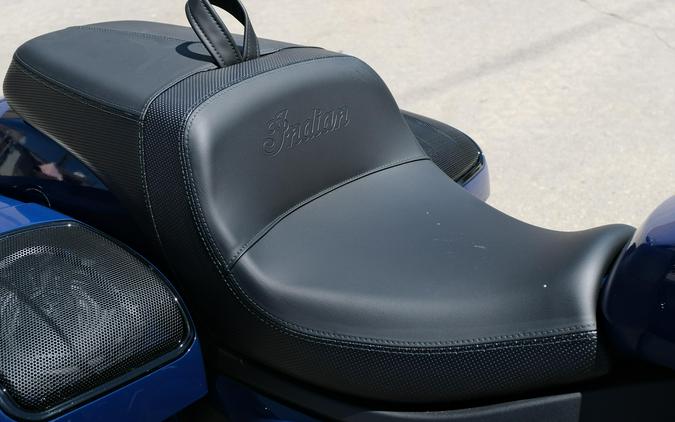 2025 INDIAN MOTORCYCLE CHALLENGER DARK HORSE WITH POWERBAND AUDIO PACKAGE