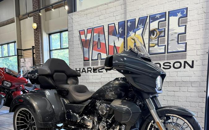 2026 FLHLT Street Glide 3 Limited