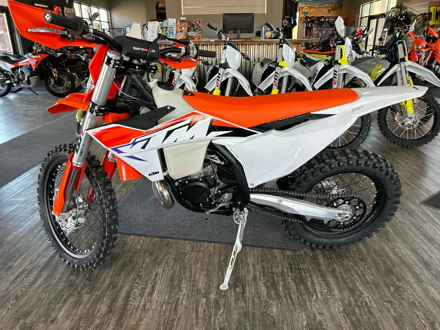 2023 KTM 250 XC