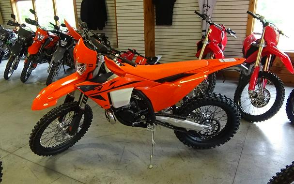 2025 KTM 300 XC-W