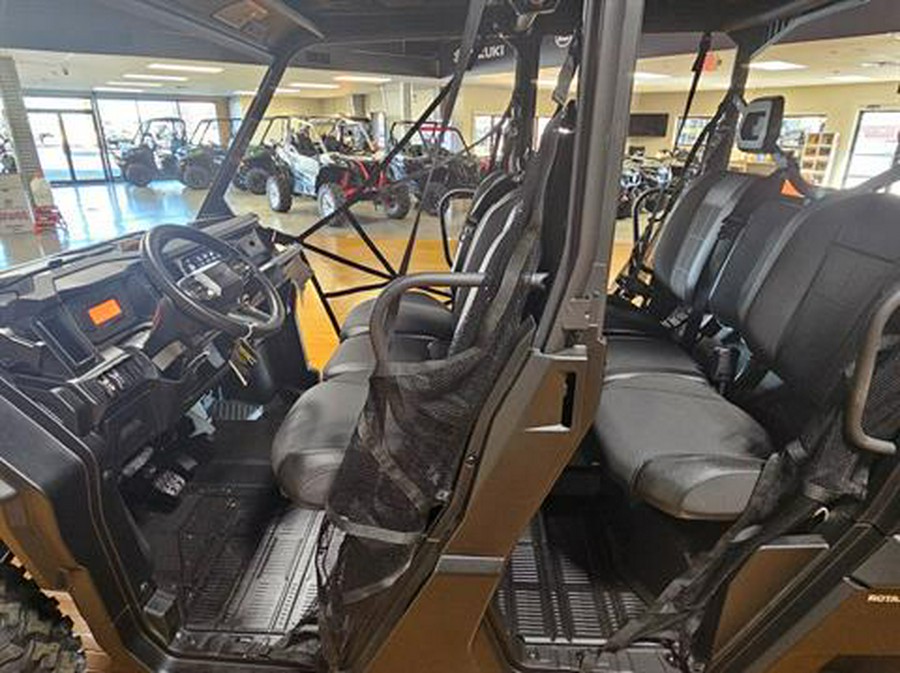 2026 Can-Am Defender MAX XT HD11 with 10.25 in. touchscreen display