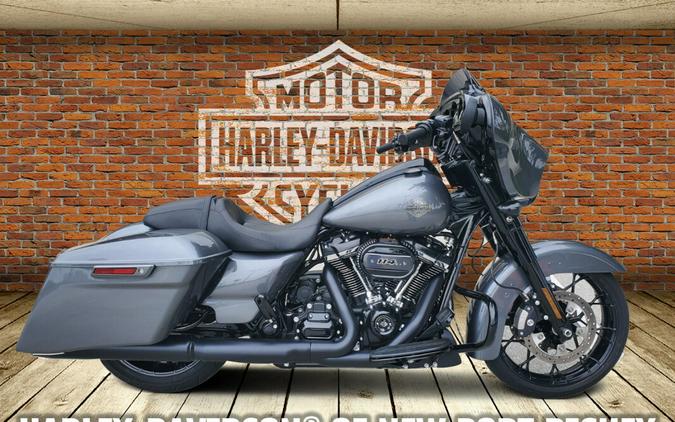 2021 Harley-Davidson Street Glide Special Review: Performance and Style