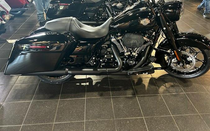 2024 Harley-Davidson Road King Special Vivid Black