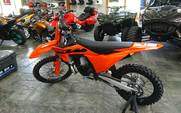 2025 KTM 300 SX