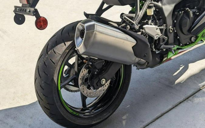 2024 Kawasaki Ninja® ZX™-4RR KRT Edition ABS