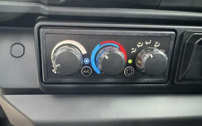 2026 Can-Am Defender MAX XT CAB HD11 With 10.25 In.Display Dar