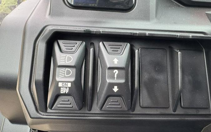 2026 Can-Am Defender MAX XT CAB HD11 With 10.25 In.Display Dar