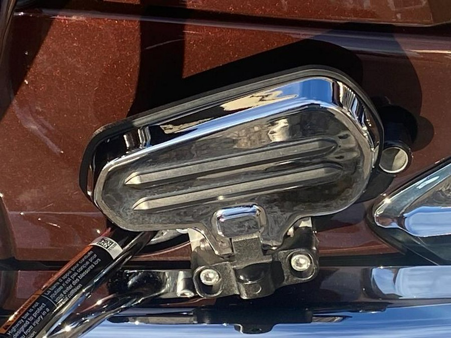 2019 Indian Motorcycle® Chieftain® Limited Dark Walnut