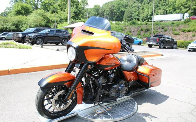 2019 Harley-Davidson Street Glide FLHXS - Special
