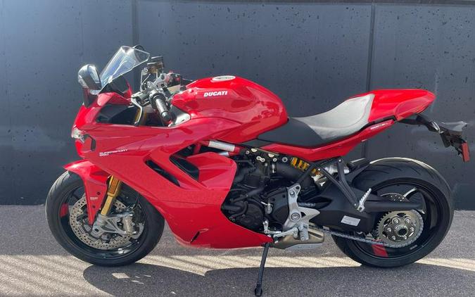 2023 Ducati SuperSport 950 S Ducati Red