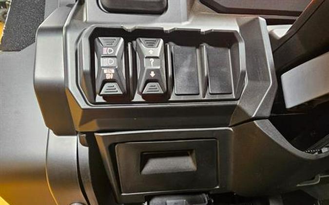 2026 Can-Am Defender MAX XT HD11 with 10.25 in. touchscreen display