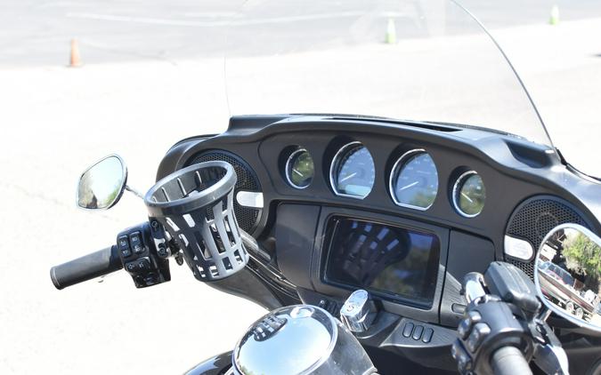 2022 Harley-Davidson Tri Glide Ultra FLHTCUTG