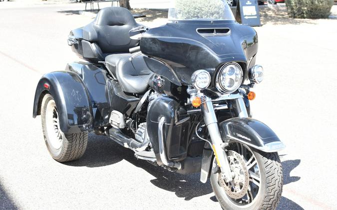 2022 Harley-Davidson Tri Glide Ultra FLHTCUTG