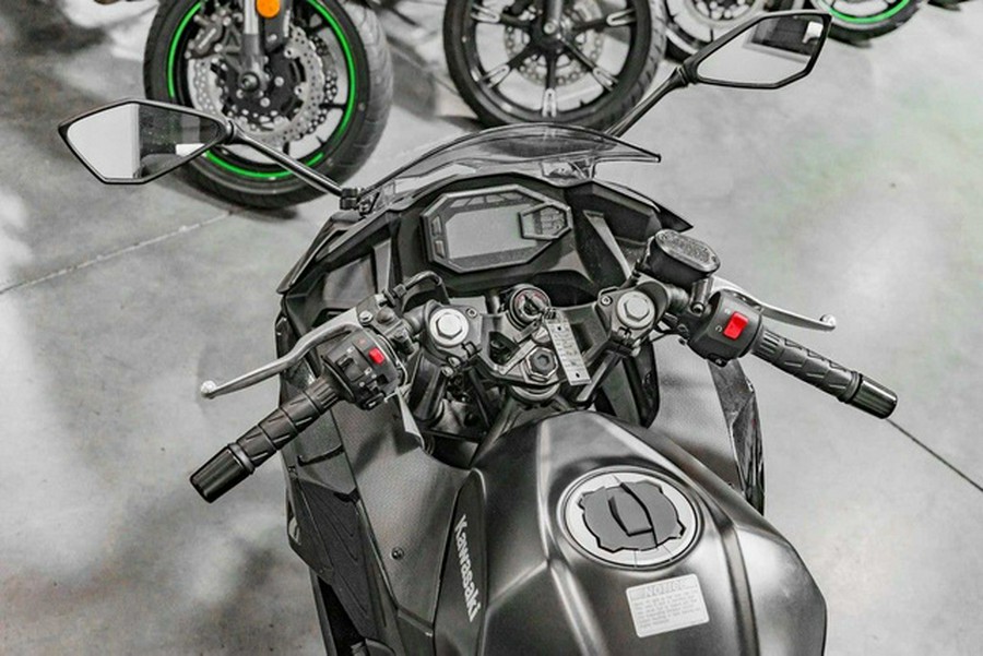 2026 Kawasaki Ninja 500 ABS Metallic Flat Spark Black