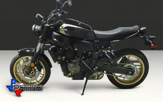 2026 YAMAHA XSR700TB