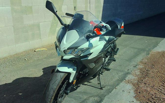 2023 Kawasaki Ninja 650 KRT Edition