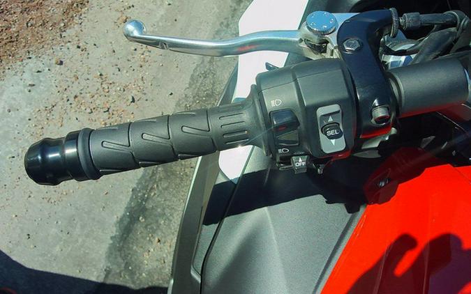 2023 Kawasaki Ninja 650 KRT Edition