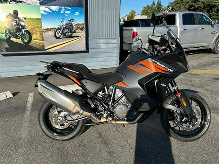 2022 KTM 1290 Super Adventure S