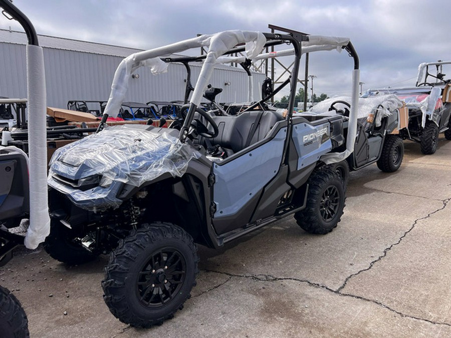 2024 Honda Pioneer 1000-5 Deluxe