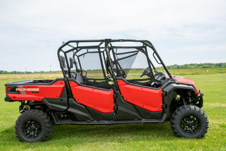 2024 Honda Pioneer 1000-6 Deluxe Crew