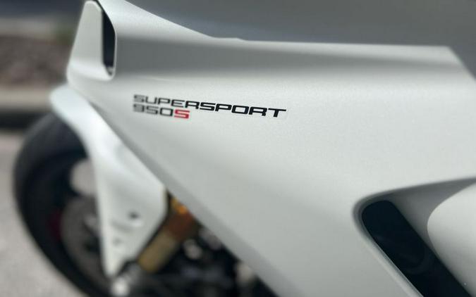 2021 Ducati SuperSport