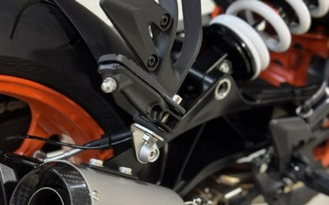 2024 KTM DUKE 390 BLACK