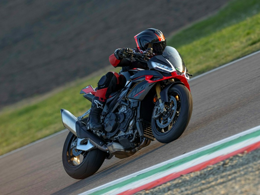 2027 Aprilia Tuono V4 Factory 1100