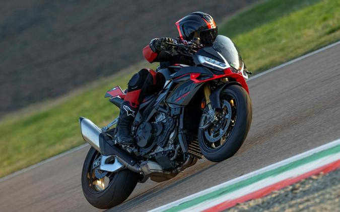 2027 Aprilia Tuono V4 Factory 1100