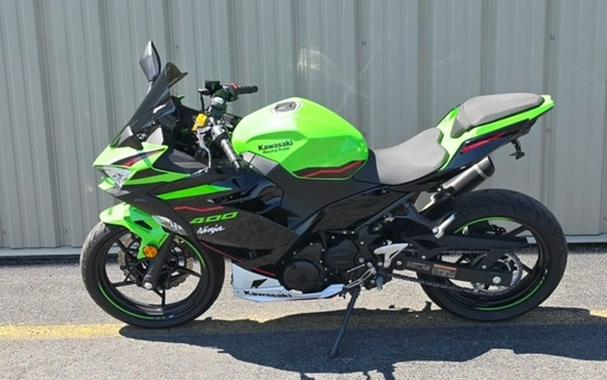 2022 Kawasaki Ninja 400 ABS KRT Edition