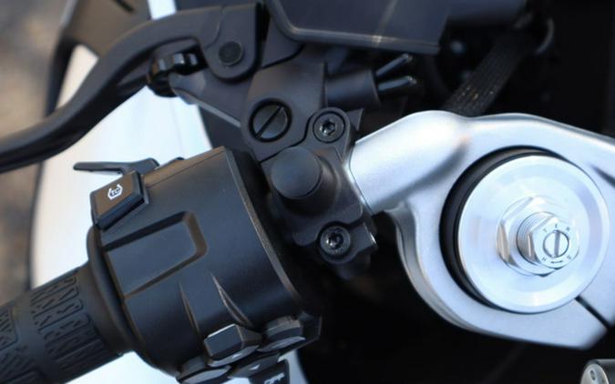 2026 CFMOTO SS 675