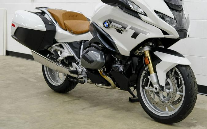 2024 BMW R 1250 RT Alpine White 3