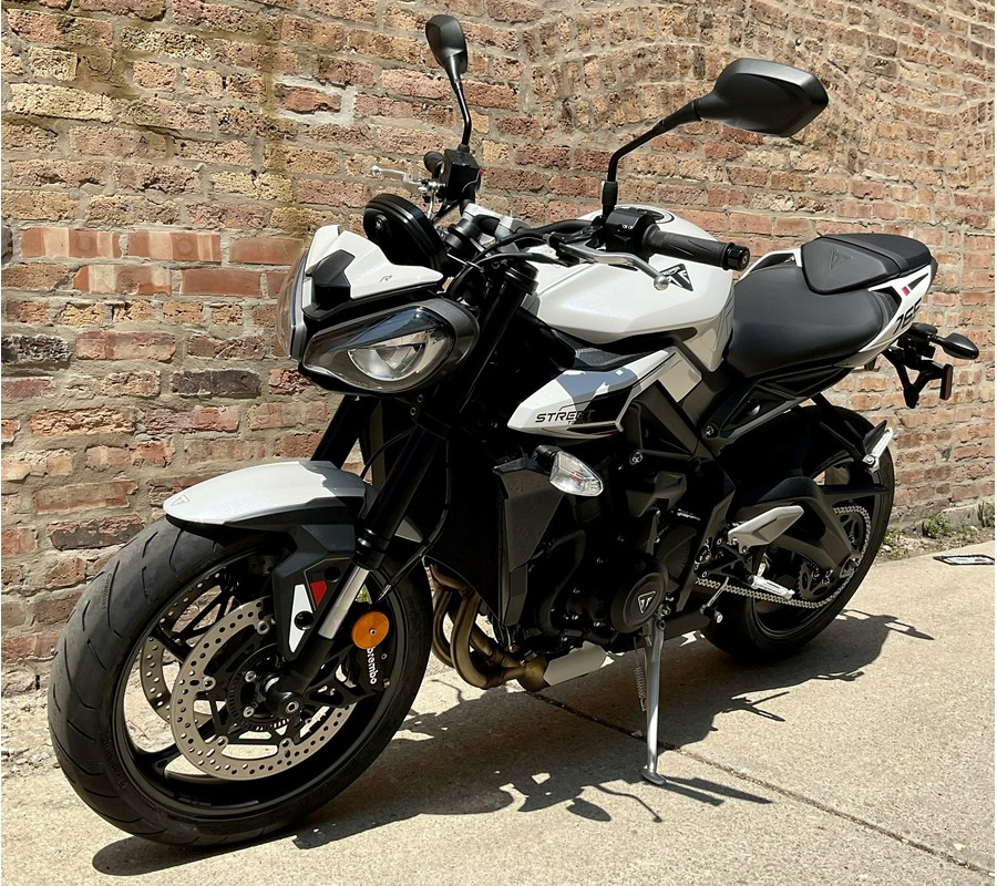 2025 Triumph Street Triple 765 R