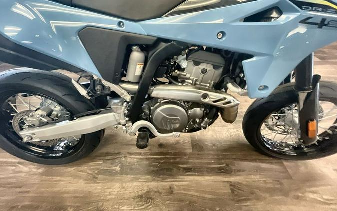 2025 Suzuki DR-Z4SMM5