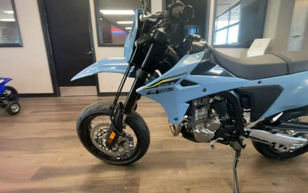 2025 Suzuki DR-Z4SMM5
